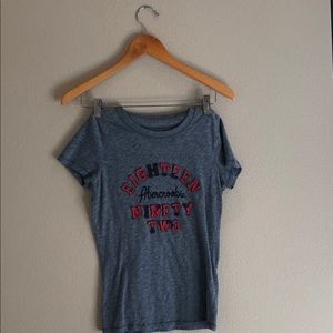Abercrombie super comfy t shirt!